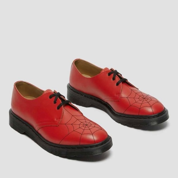 HOST PICK 🎊NIB Supreme x Dr. Martens spiderweb - Picture 2 of 6